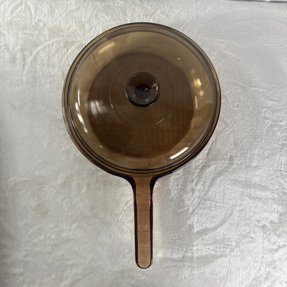 Vintage Visions Corning France 10.5" Amber Waffle Bottom Skillet w Pyrex Lid